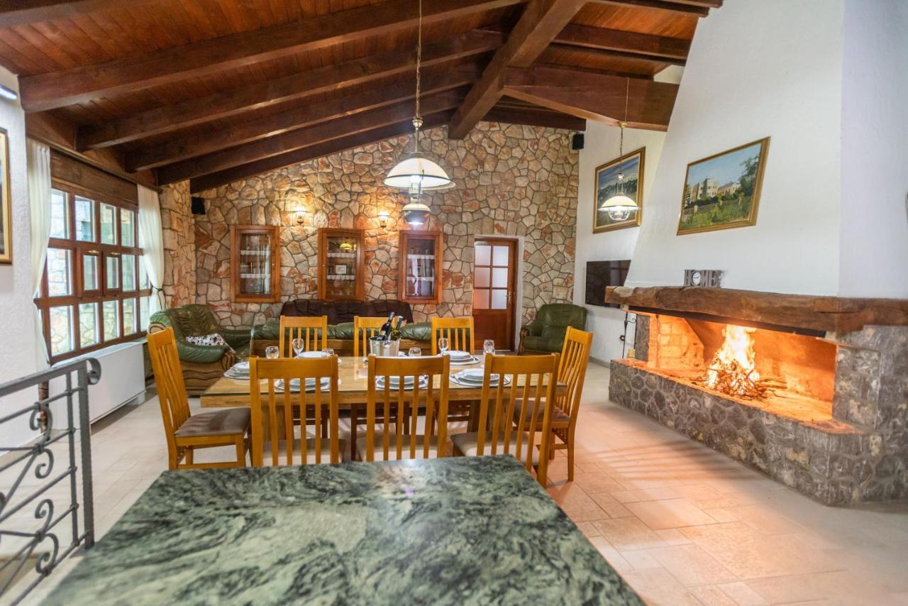 Villa Amalia Široki Brijeg Buitenkant foto