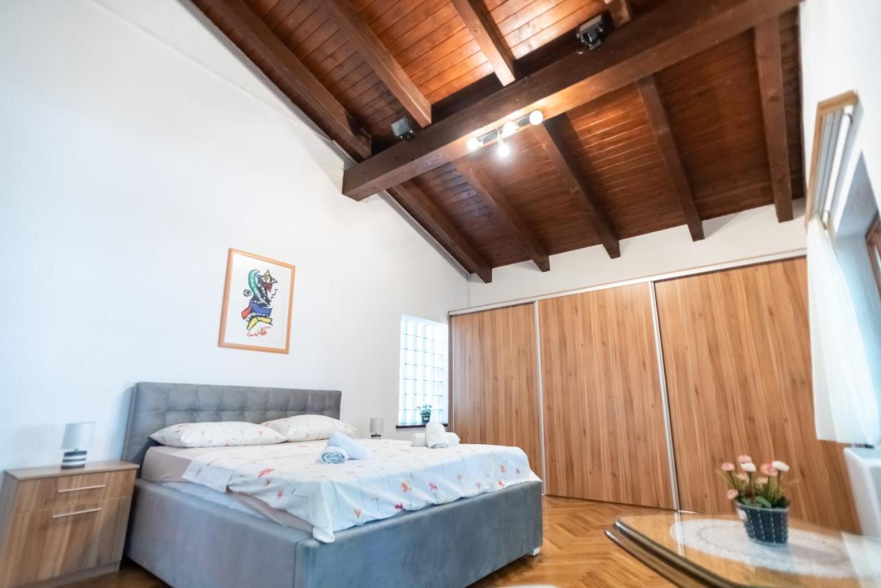 Villa Amalia Široki Brijeg Buitenkant foto